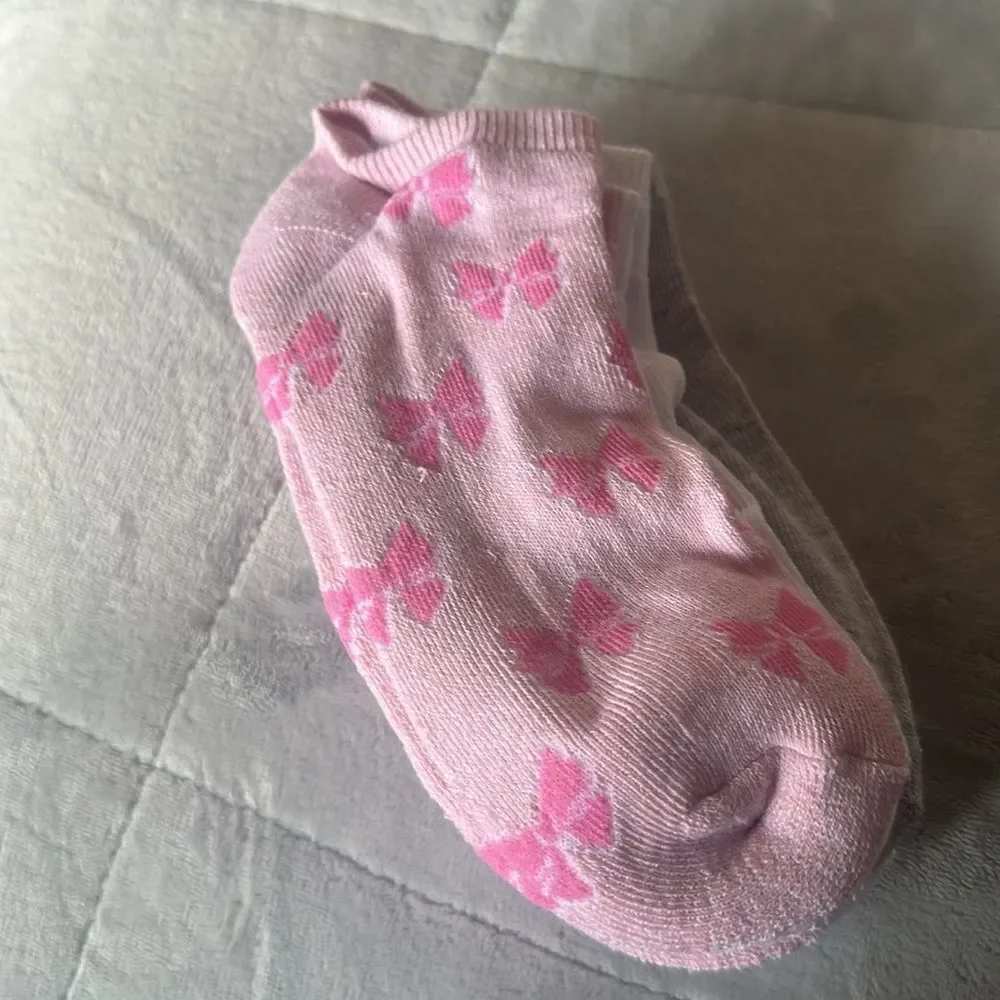 P.J. Salvage 🎀 6 Pairs of No Show Socks!